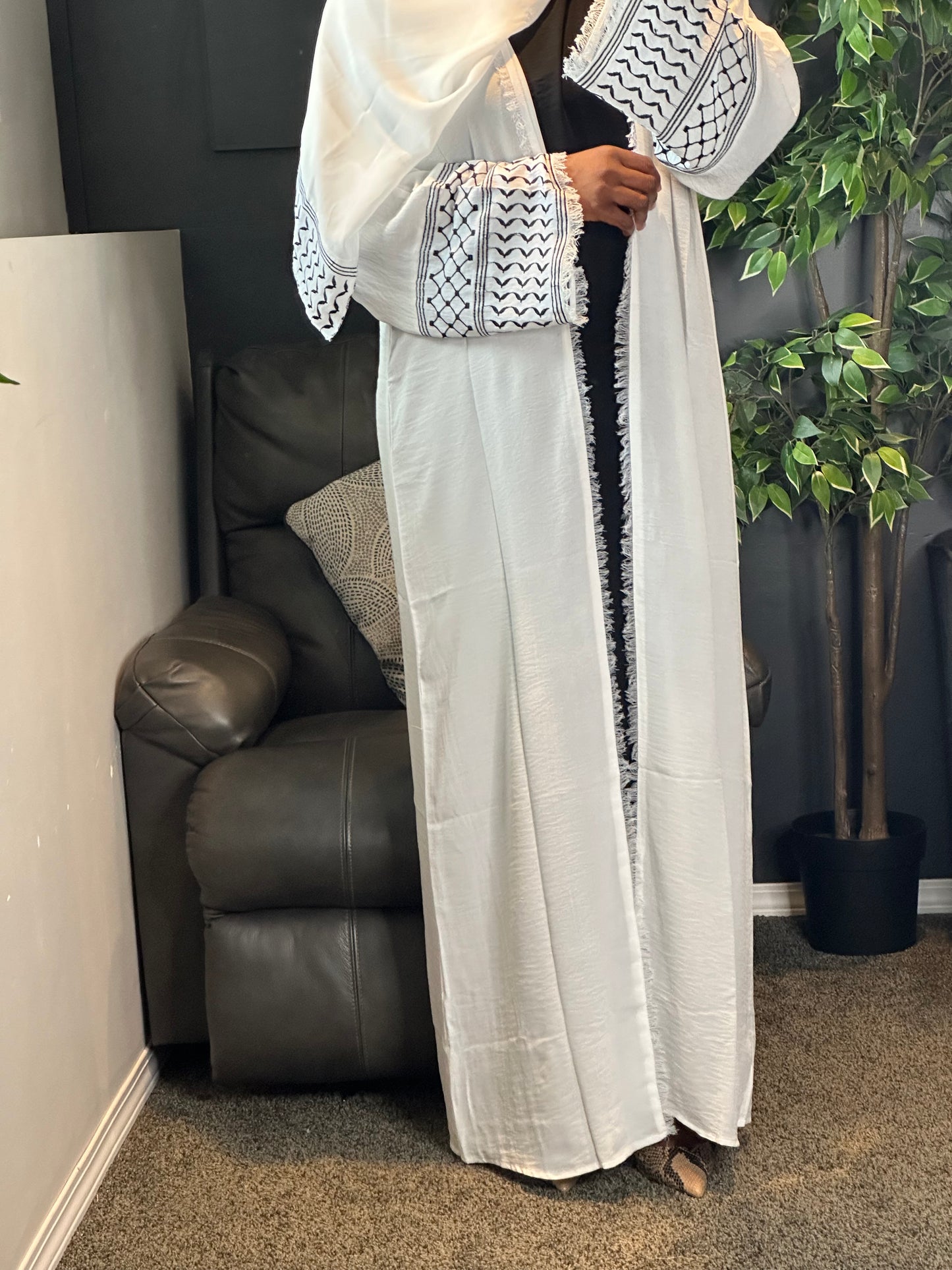 Abaya Adilah - white