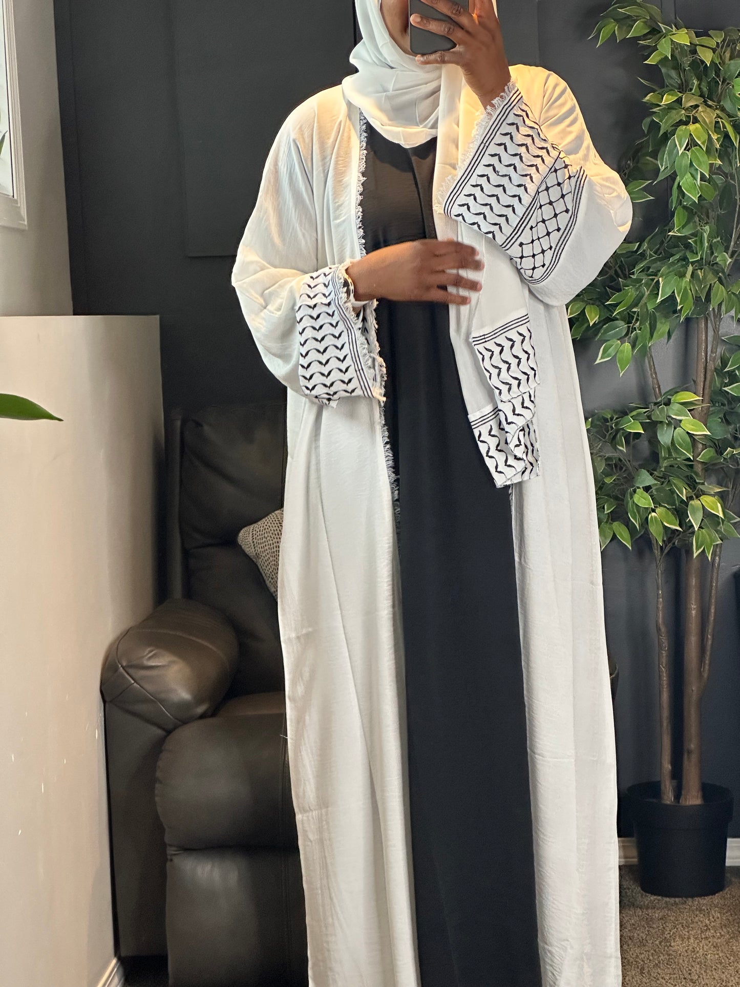 Abaya Adilah - white