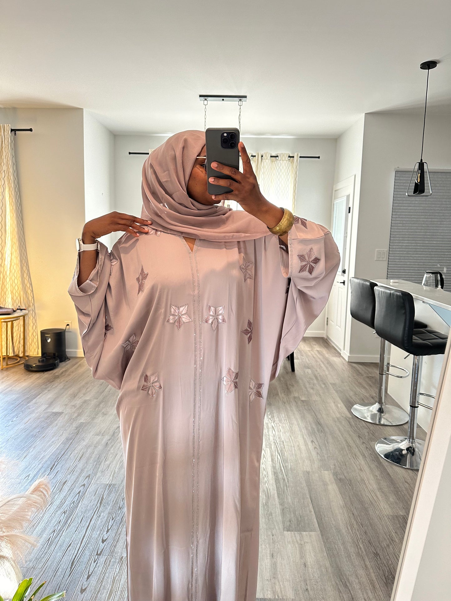 Abaya Mujidat- Nude