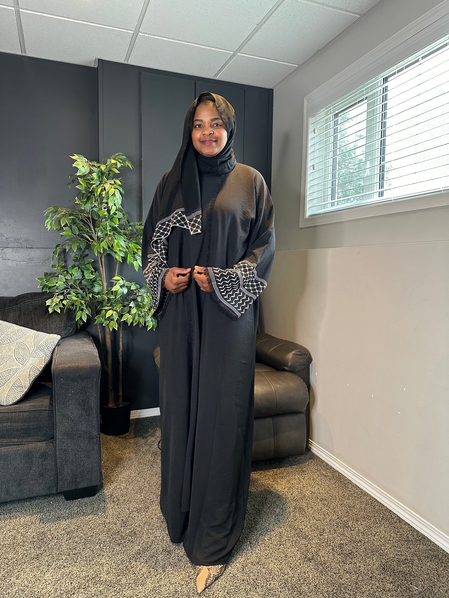 Abaya Adilah - Black