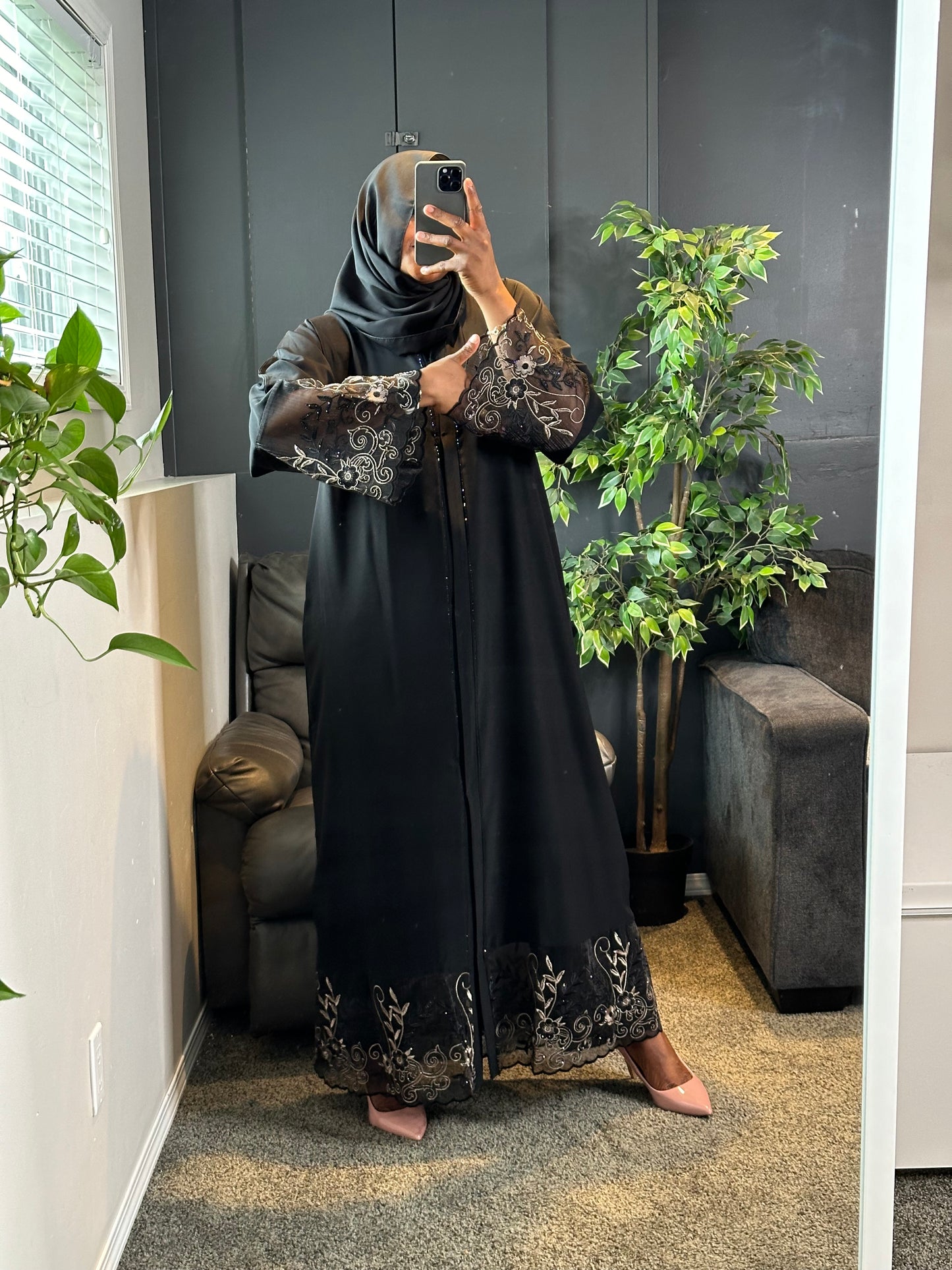 Abaya Hebah