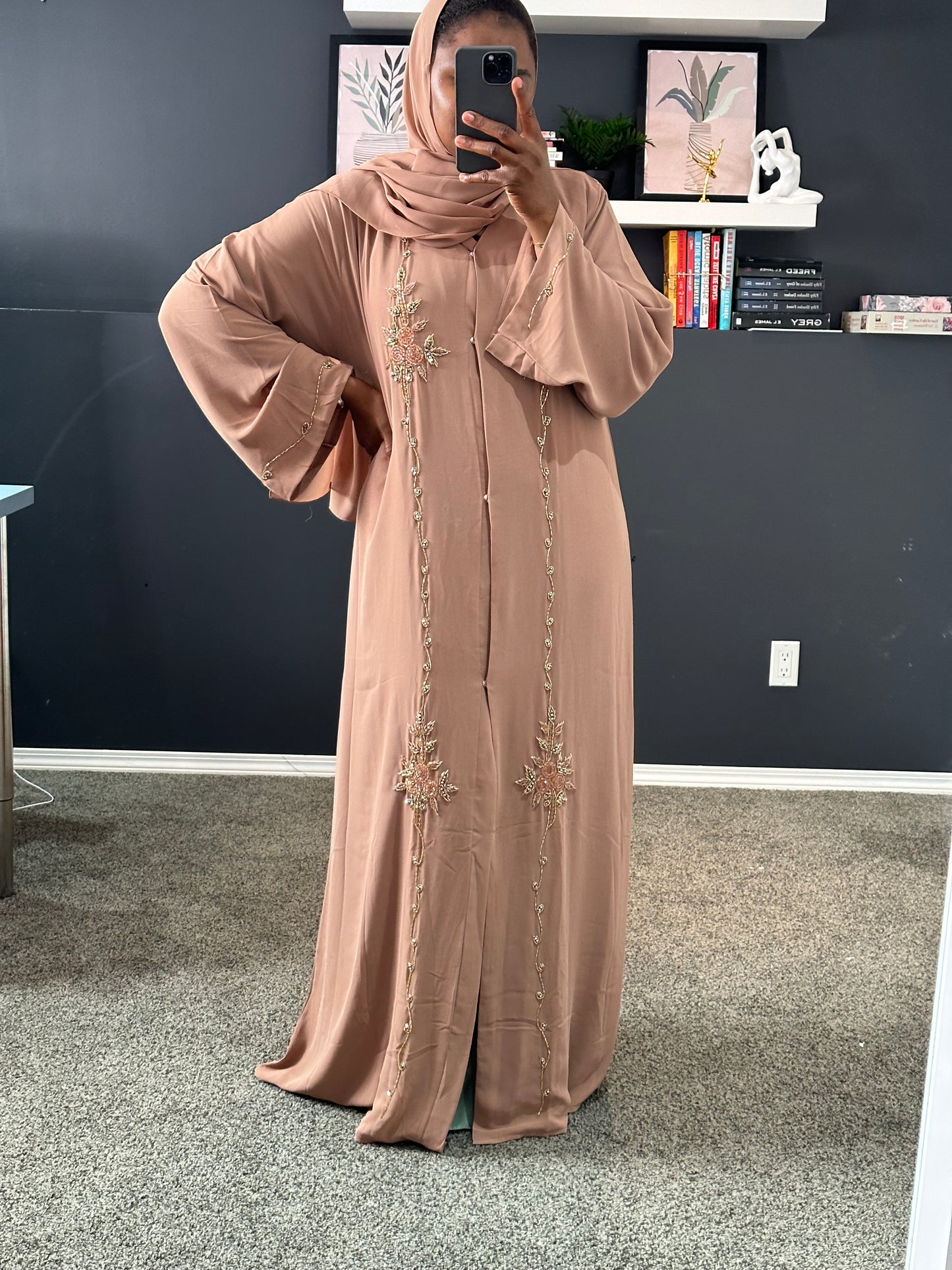 Abaya Nada