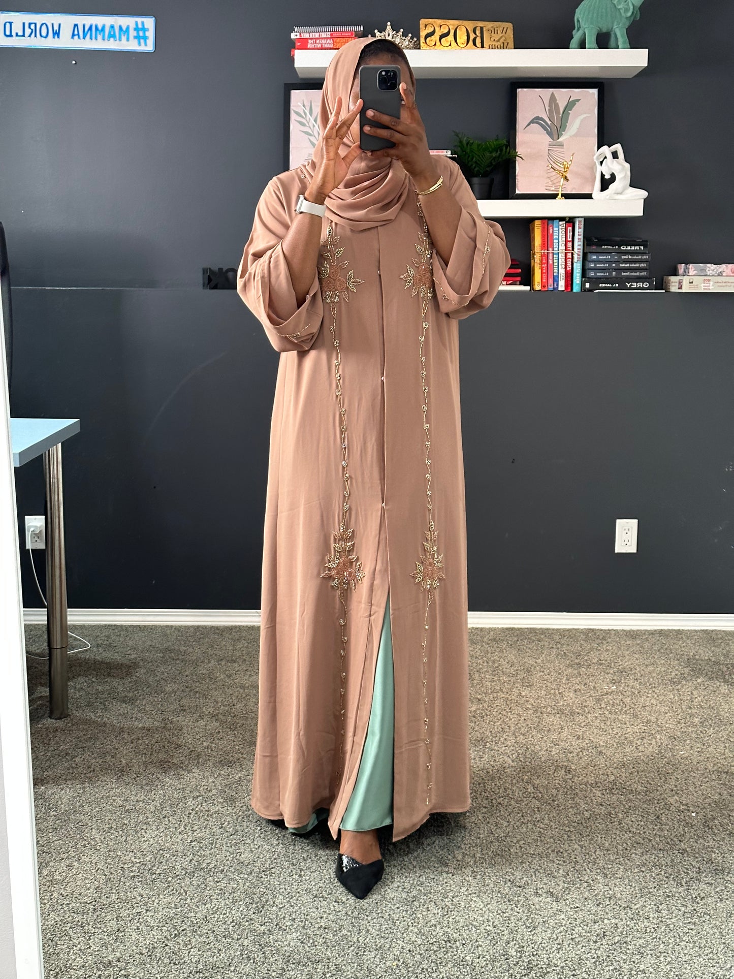 Abaya Nada