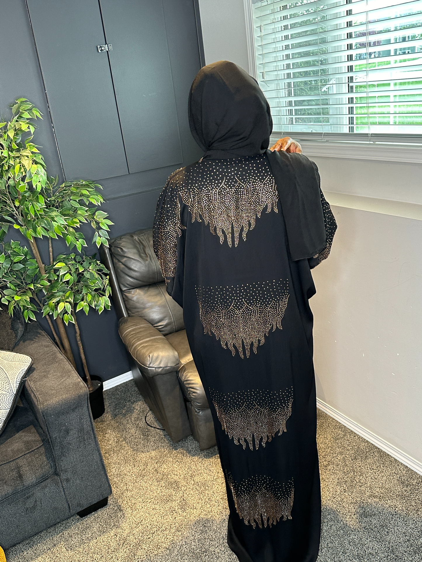 Abaya Tope