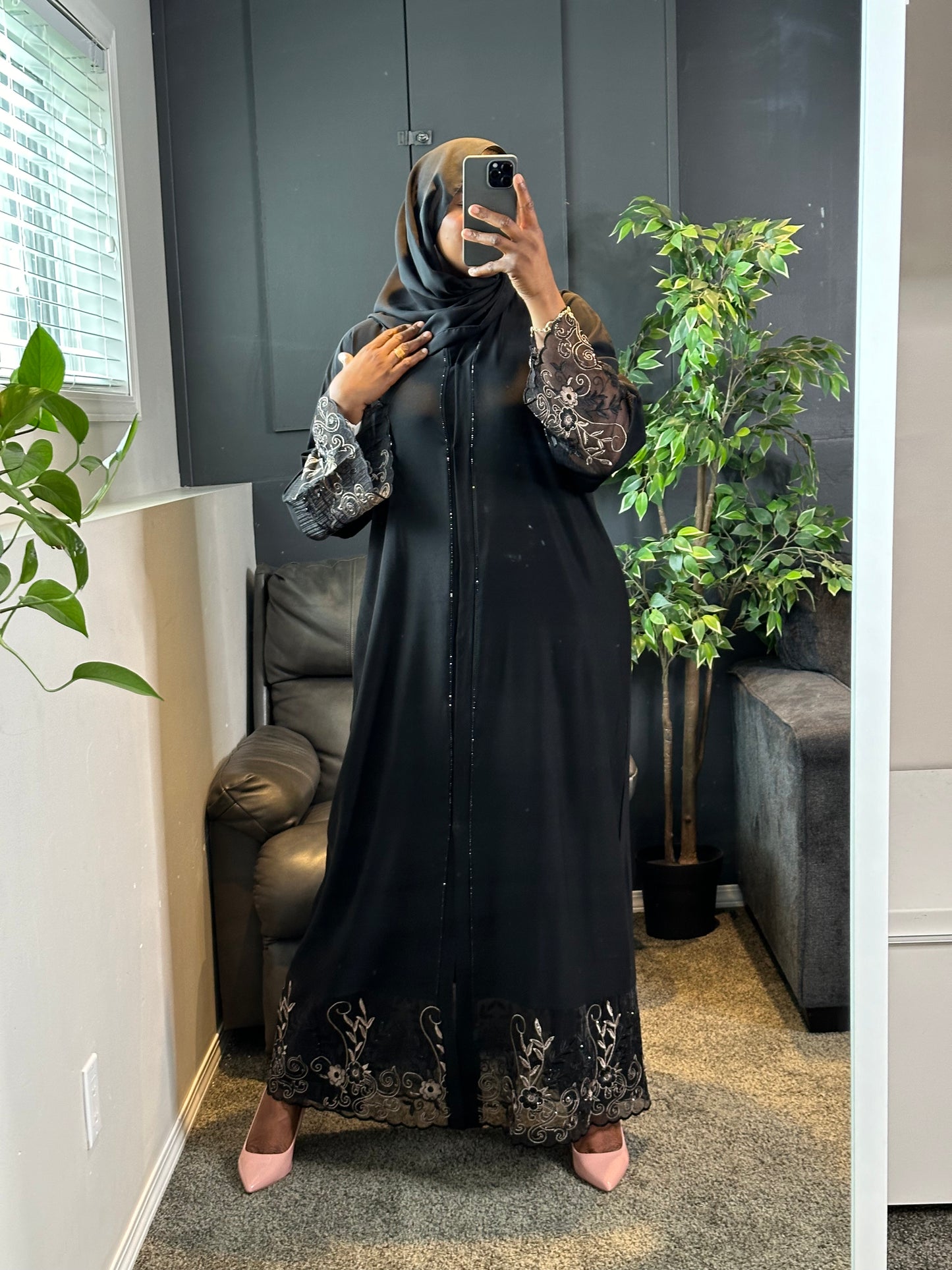 Abaya Hebah