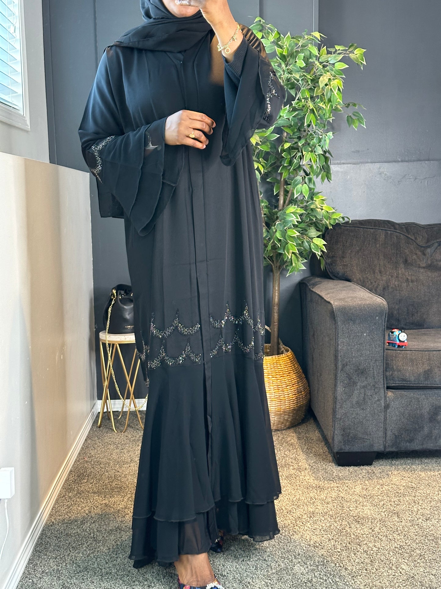 Abaya Maimuna