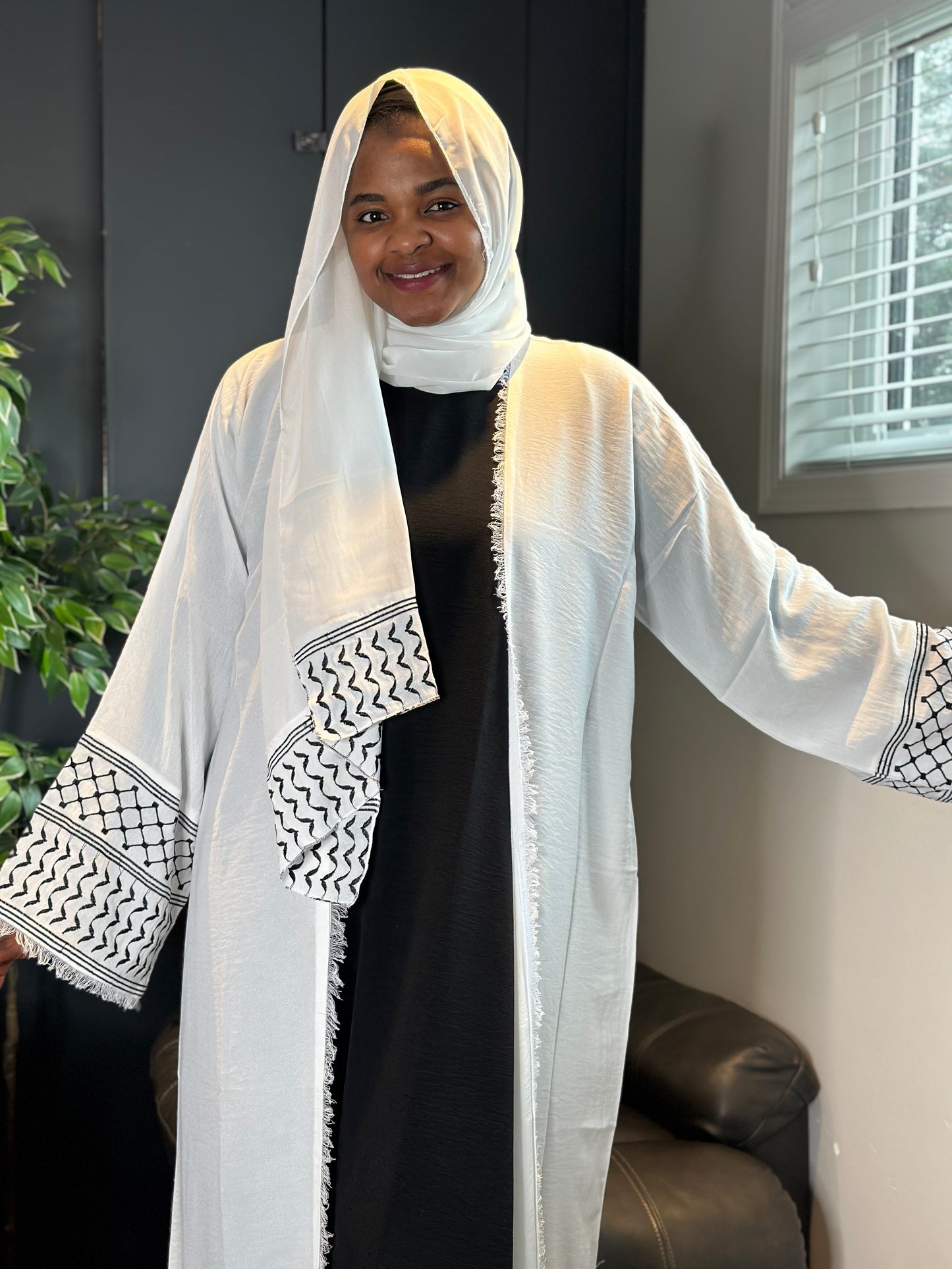 Abaya Adilah - white