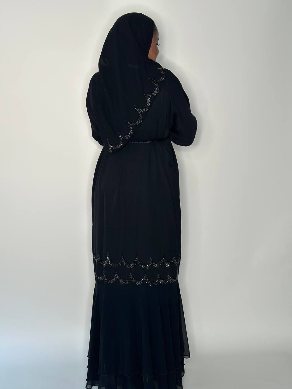 Mamna hotsell collection abaya