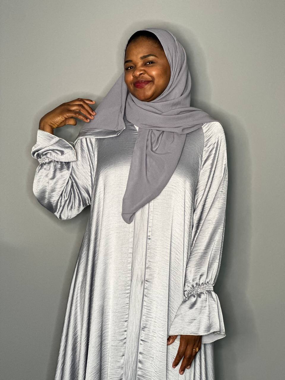 Hafsah - grey